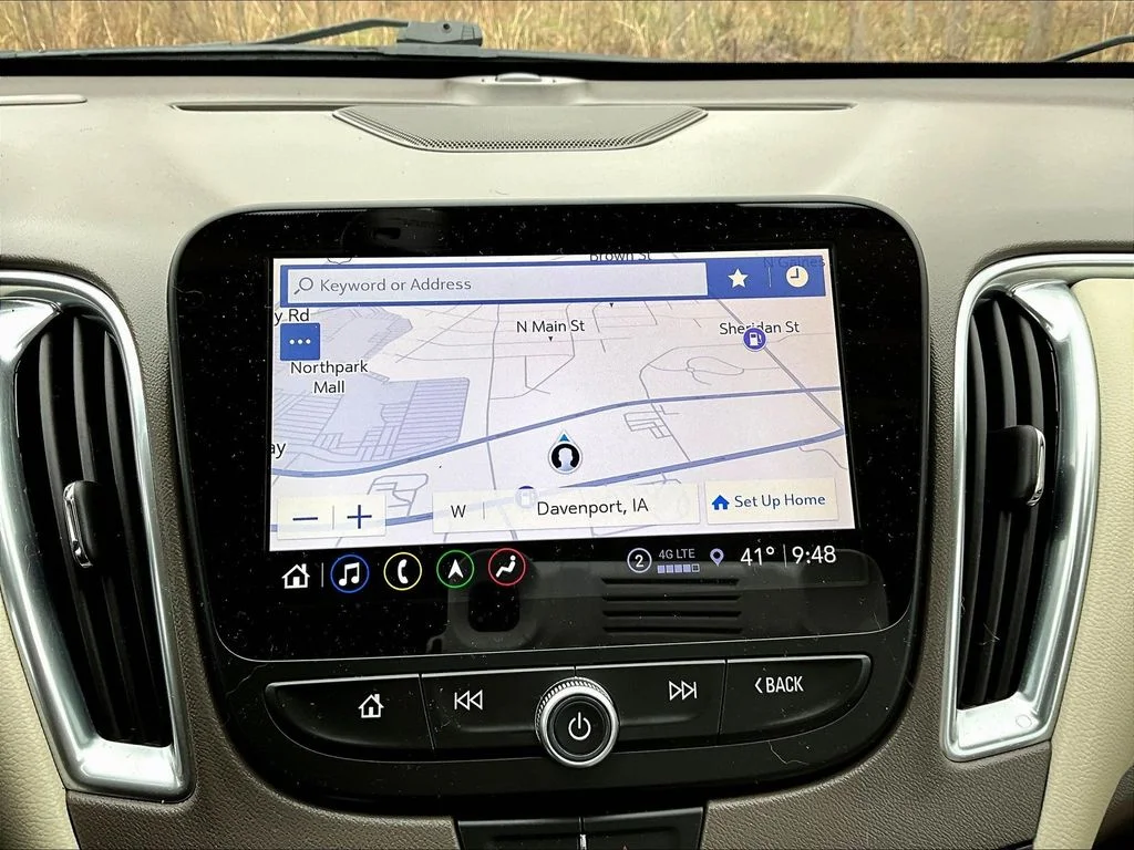 Used 2024 Gray Chevrolet LT image 19