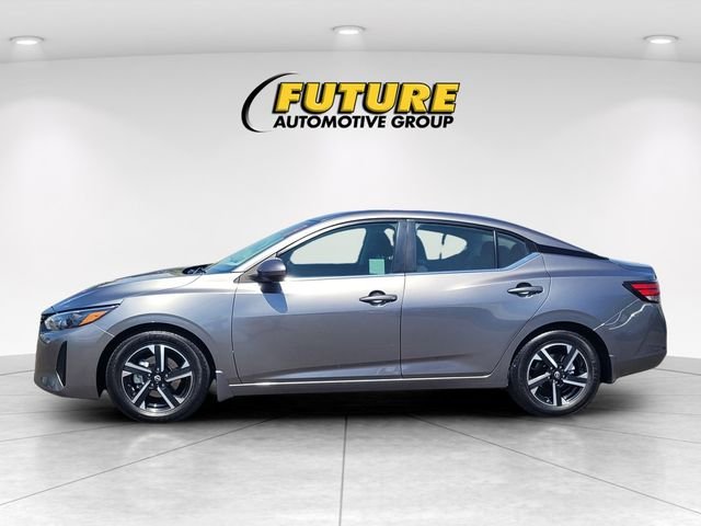 Used 2024 Gray Nissan SV image 6