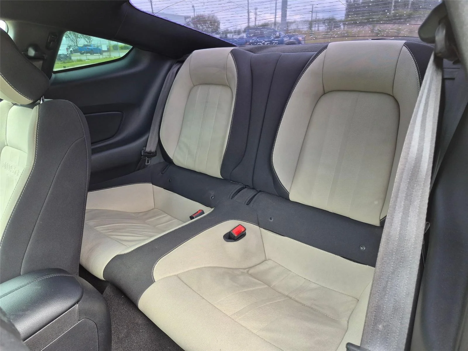 Used 2020  Ford GT image 23