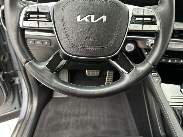 Used 2025 Silver Kia SX image 14