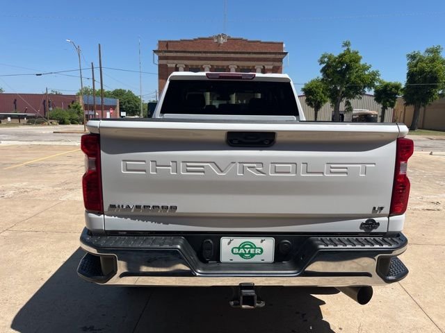 Used 2025 White Chevrolet LT image 4