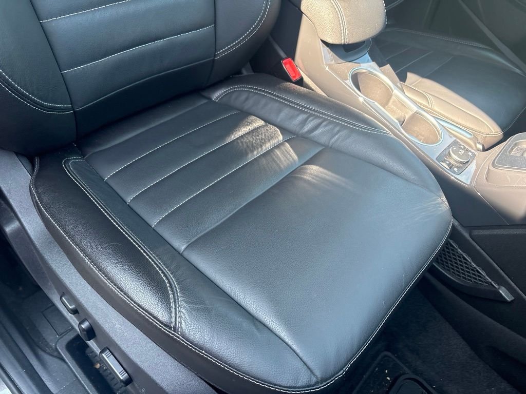 Used 2016 Magnetic Ford Titanium image 26