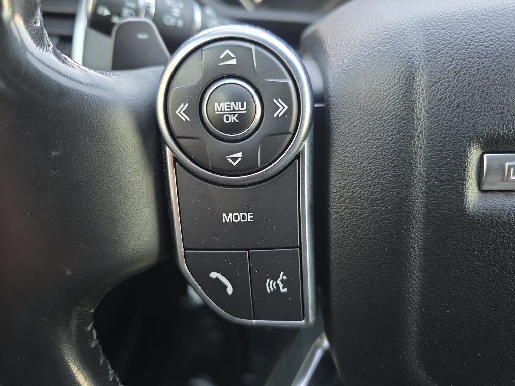 Used 2017 Gray Land Rover HSE image 21