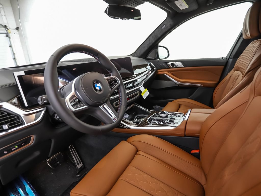 New 2027 Gray Metallic BMW M60i image 10