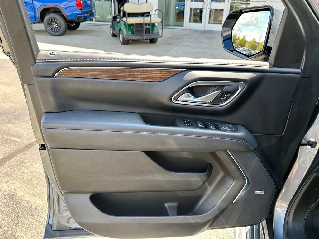 Used 2022 Gray Chevrolet High Country image 11
