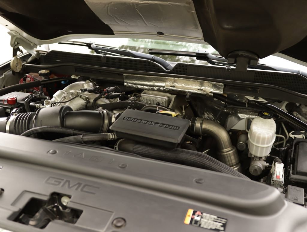 Used 2019 SUMMIT WHITE GMC Denali image 36