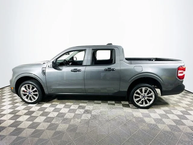 Certified Pre-Owned 2025 Ford Maverick XL