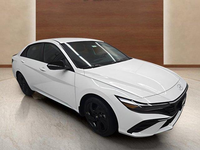 New 2026 White Hyundai SEL Sport image 8