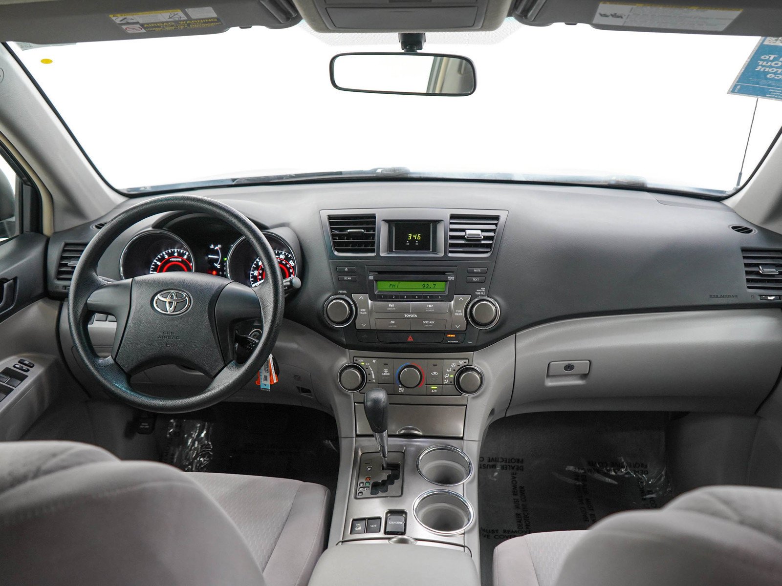 Used 2008 Magnetic Gray Metallic Toyota Base image 13
