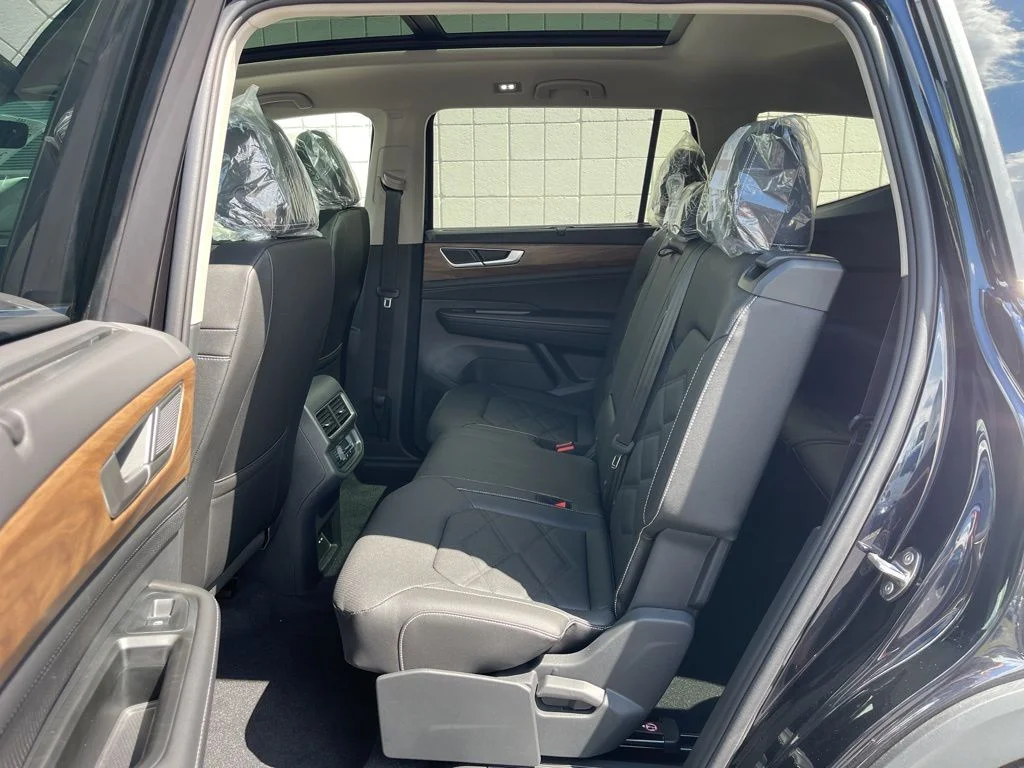 2026 Volkswagen Atlas SE w/Tech - Photo 19