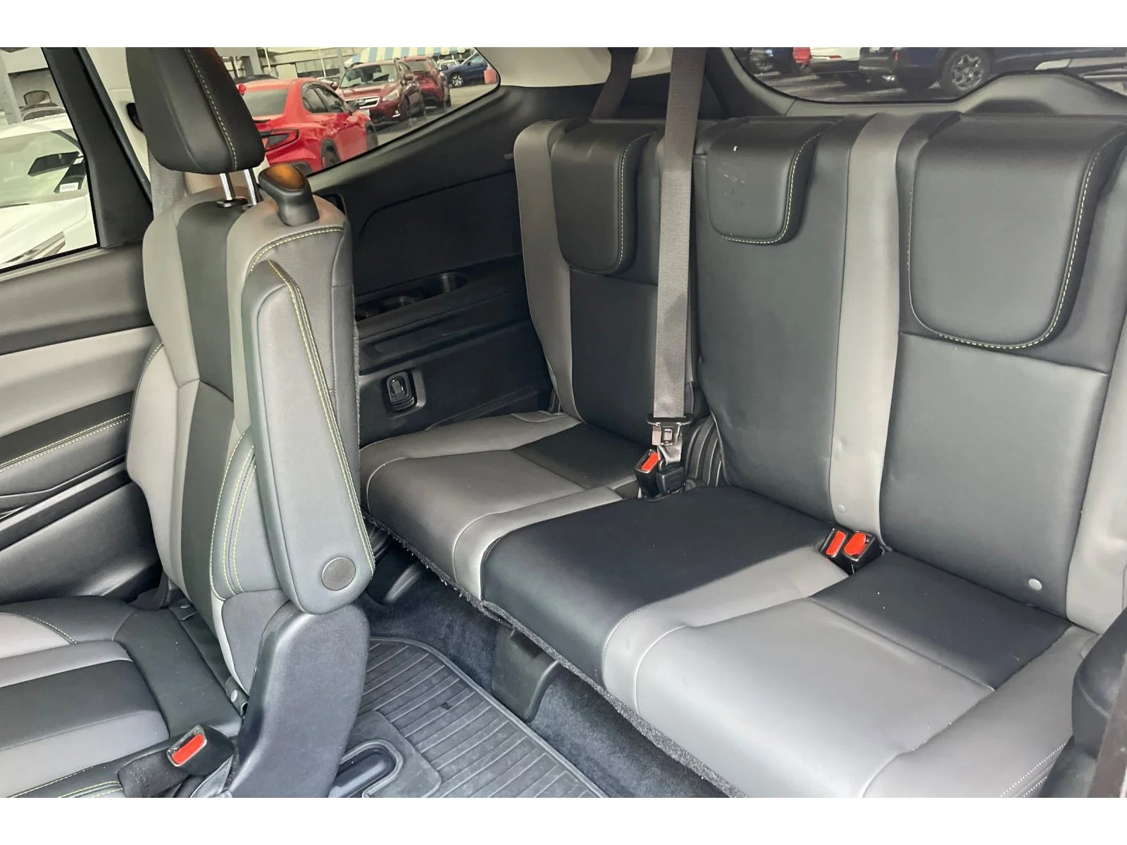 Used 2024 Magnetite Gray Metallic Subaru Onyx Edition image 18