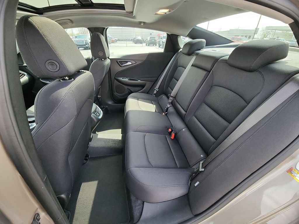 Used 2024 Mineral Gray Metallic Chevrolet 1LT image 22