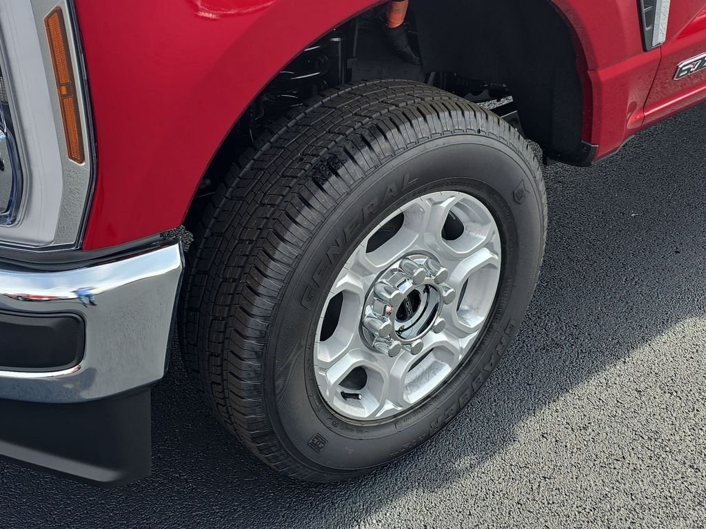 2026 Ford F-250 Super Duty XLT - Photo 15