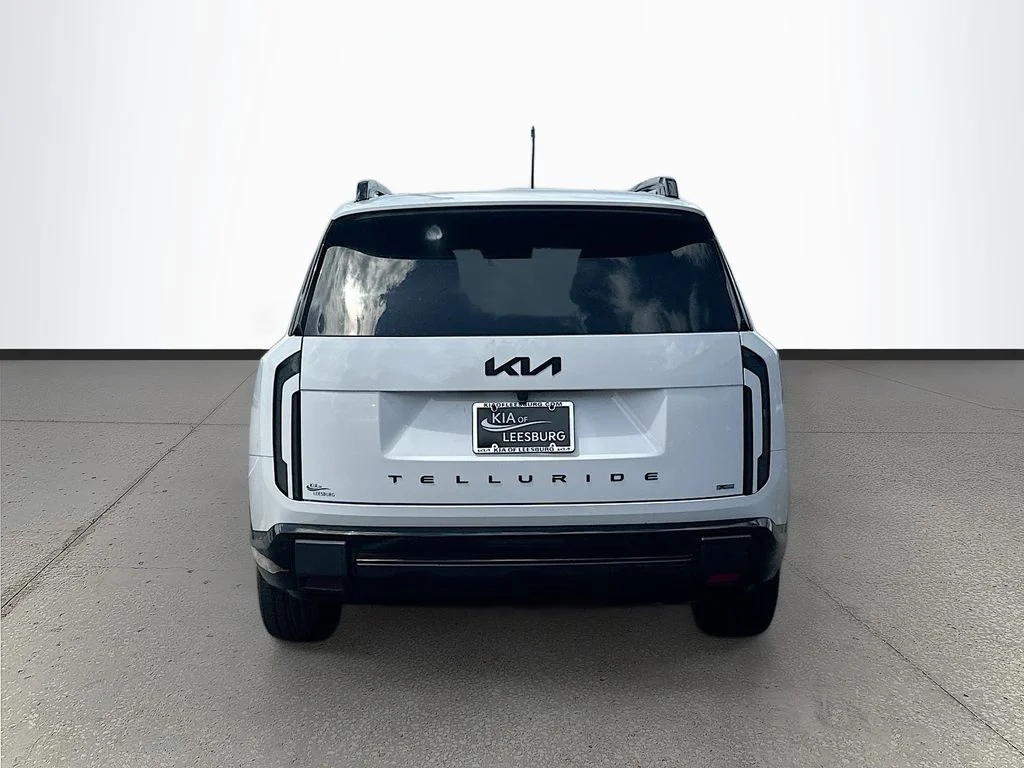 New 2027 Glacial White Pearl Kia X-Line EX image 6