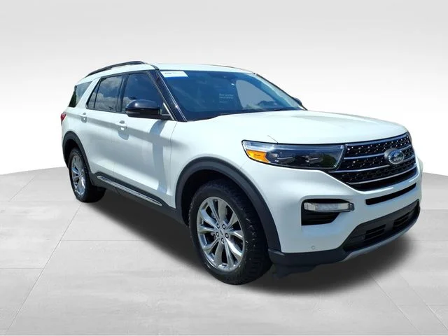 Used 2023 White Ford XLT image 17