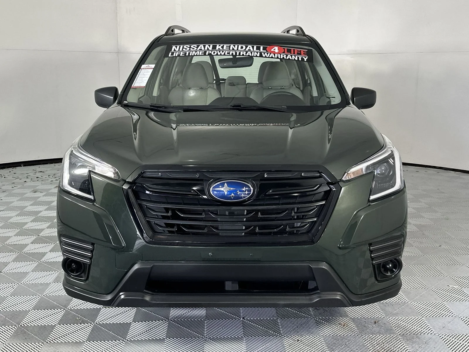 Used 2023 Green Subaru Base image 3