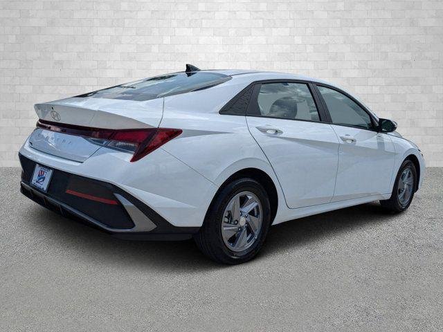 New 2026 Serenity White Hyundai SE image 22