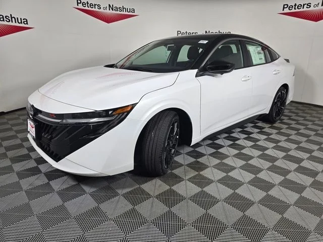 New 2026 Aspen White TriCoat / Super Black Two-tone Nissan SR image 4