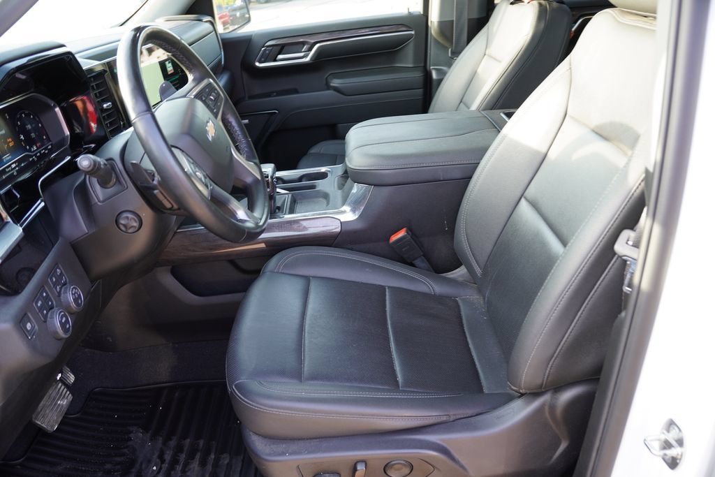 2024 Chevrolet Silverado 1500 LTZ - Photo 6