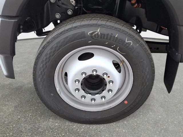 2026 Ford F-550 Super Duty Chassis Cab XL - Photo 10
