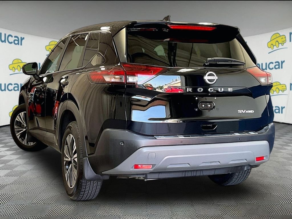 Used 2023 Black Nissan SV image 4