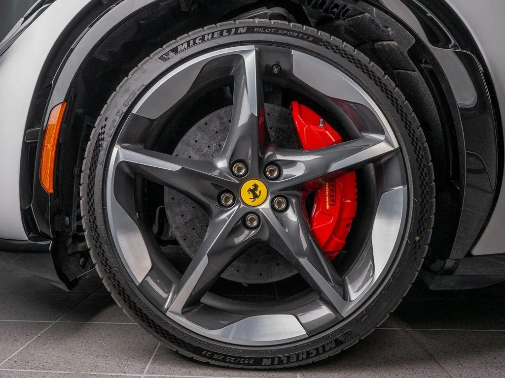 2025 Ferrari Purosangue Base - Photo 50