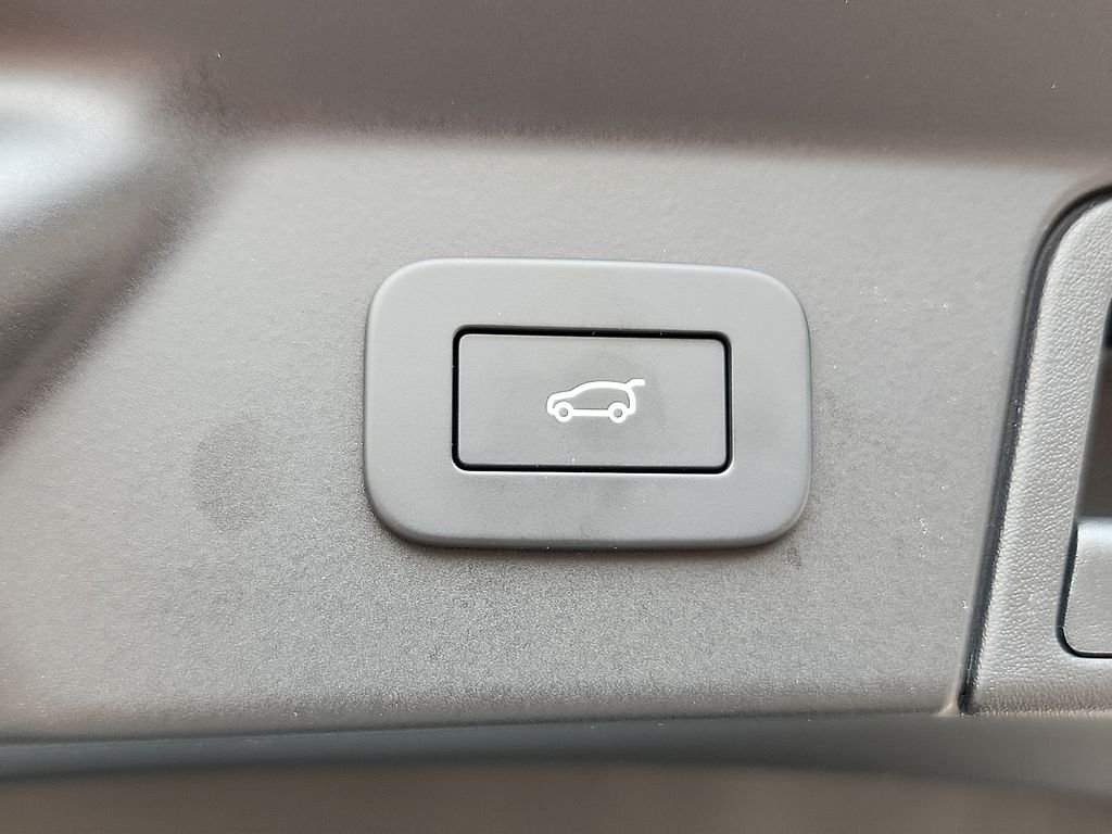 2026 Land Rover Range Rover Velar S - Photo 29
