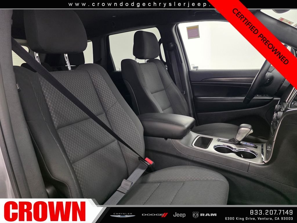 Certified Used 2018 Silver Jeep Laredo E image 13