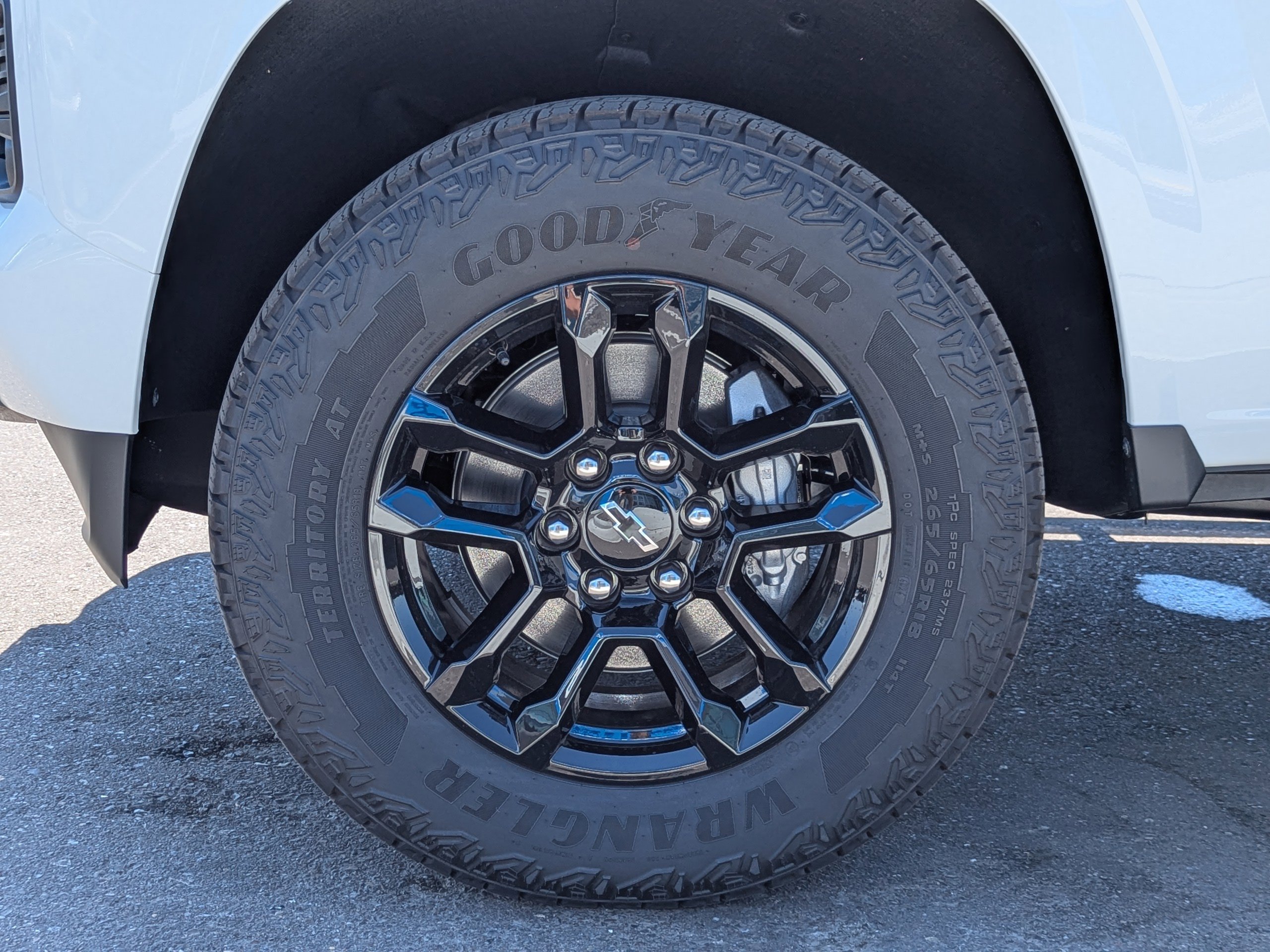 2025 Chevrolet Colorado Z71 - Photo 51