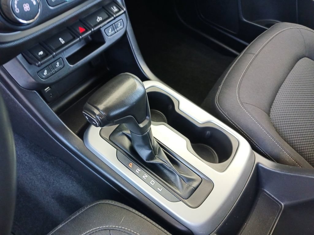 Used 2018 SILVER ICE METALLIC Chevrolet 4WD LT image 35