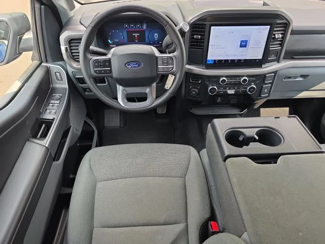 Used 2025 Blue Ford XLT image 12