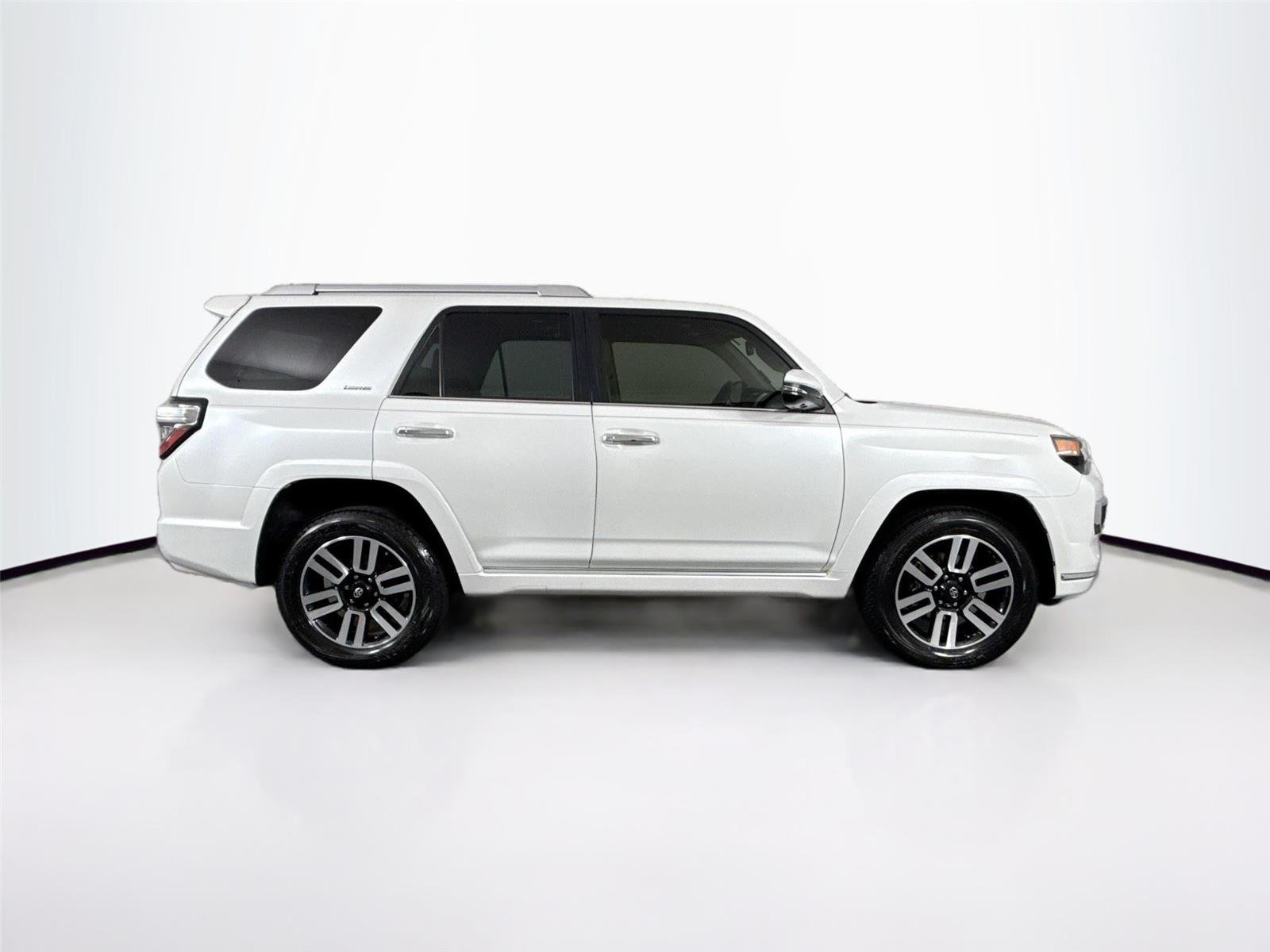 Certified Used 2024 Wind Chill Pearl Toyota Limited image 11