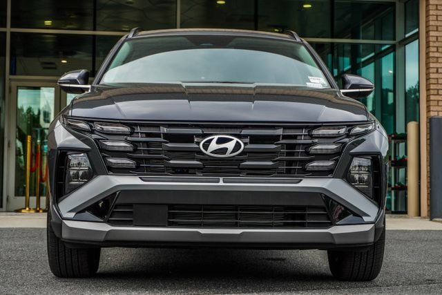 Certified Used 2025 Gray Hyundai SEL Convenience image 7