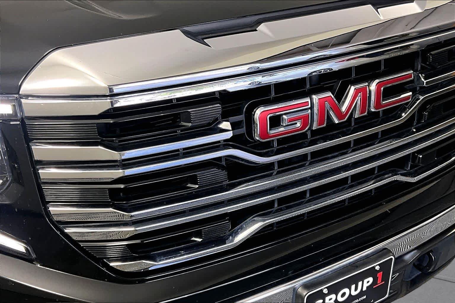 Used 2023 Onyx Black GMC SLT image 29