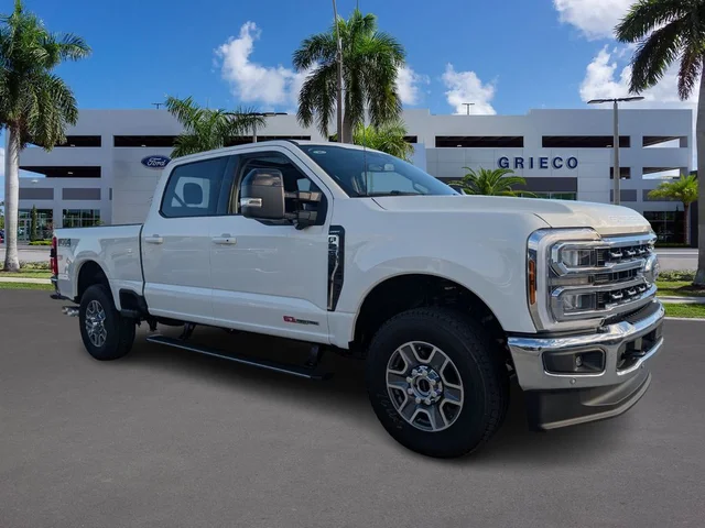 2026 Ford Super Duty F-250® Lariat®
