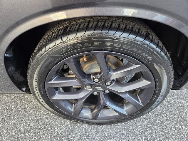Used 2023 Gray Dodge SXT image 11