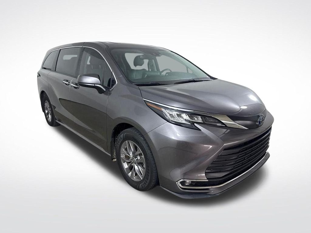 2023 Toyota Sienna
