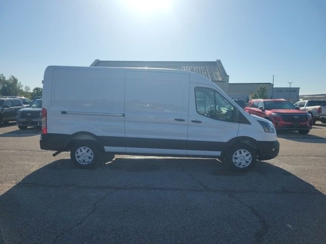 New 2026 Oxford White Ford Cargo Van image 50
