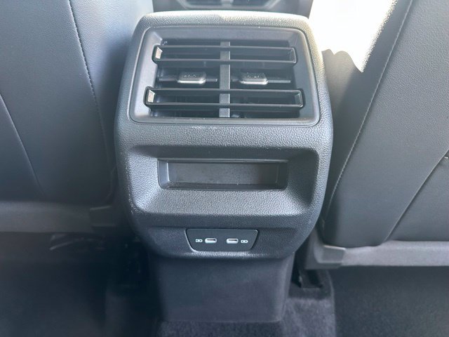 Used 2026 Silver Volkswagen SE image 22