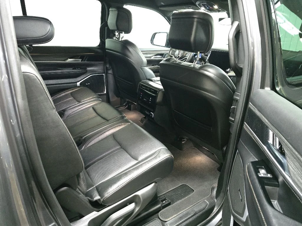Used 2023 Gray Jeep Series III image 17