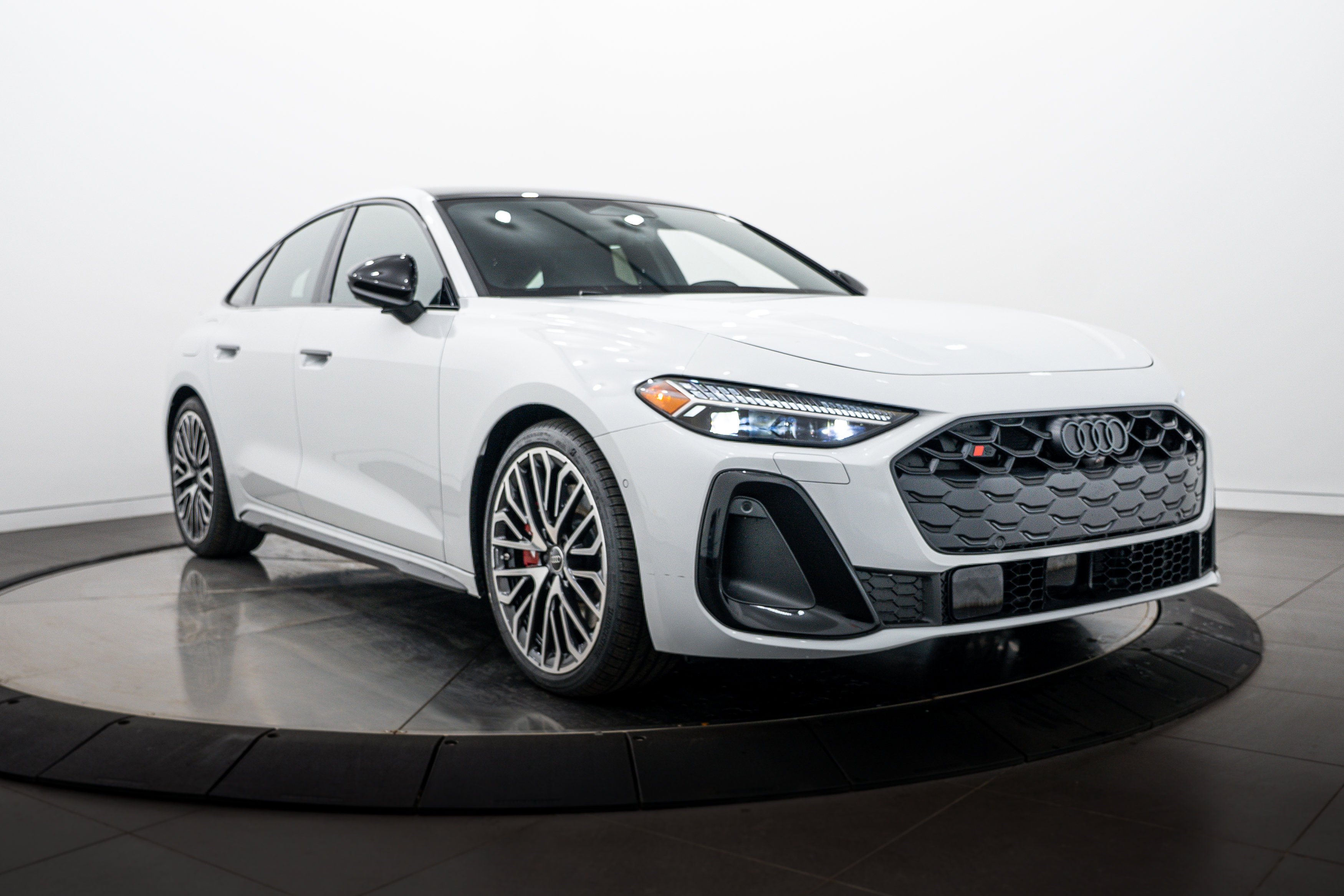 New 2026 Glacier White Audi Prestige image 2