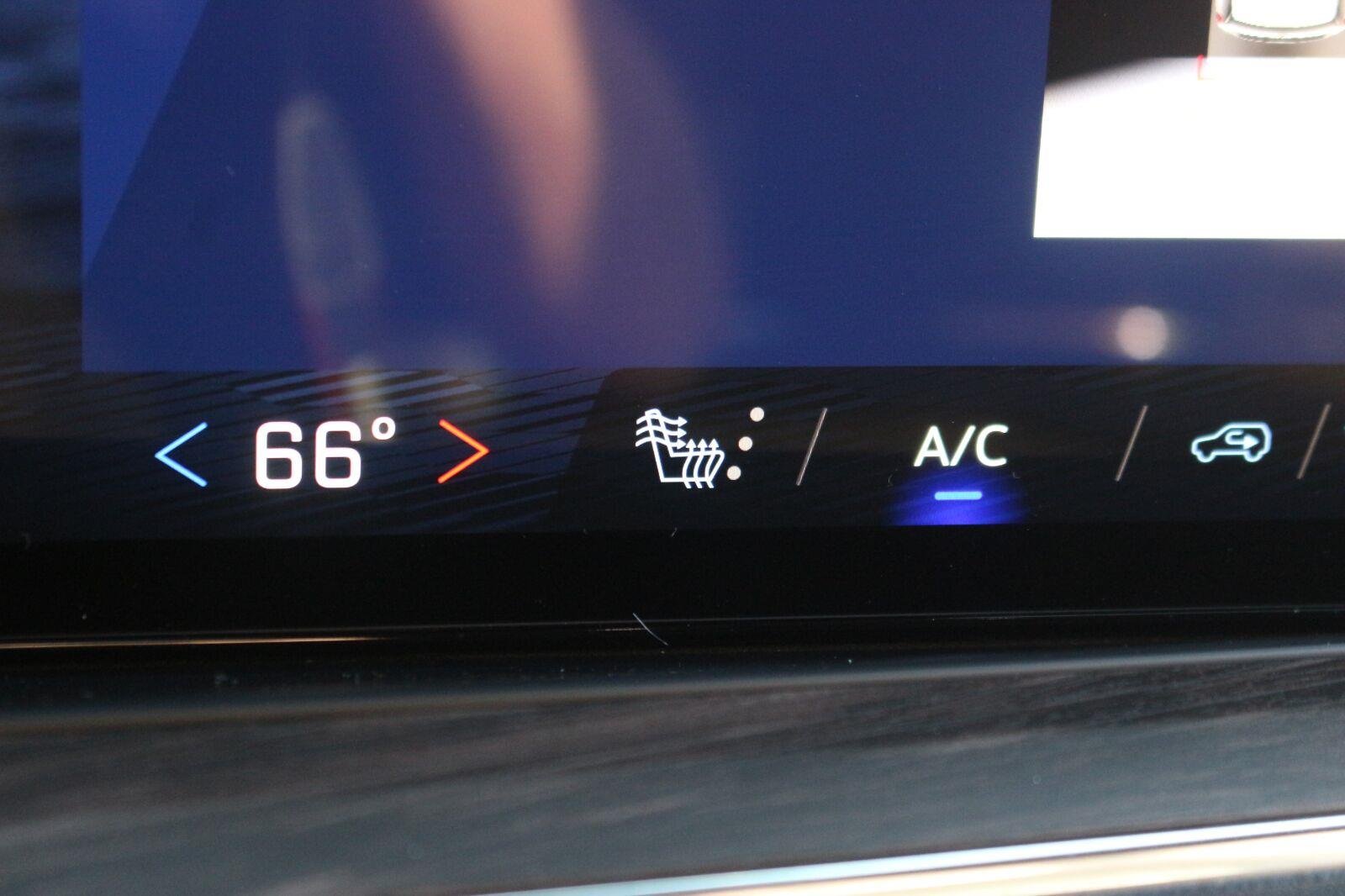 Used 2025 Black Chevrolet LT image 26