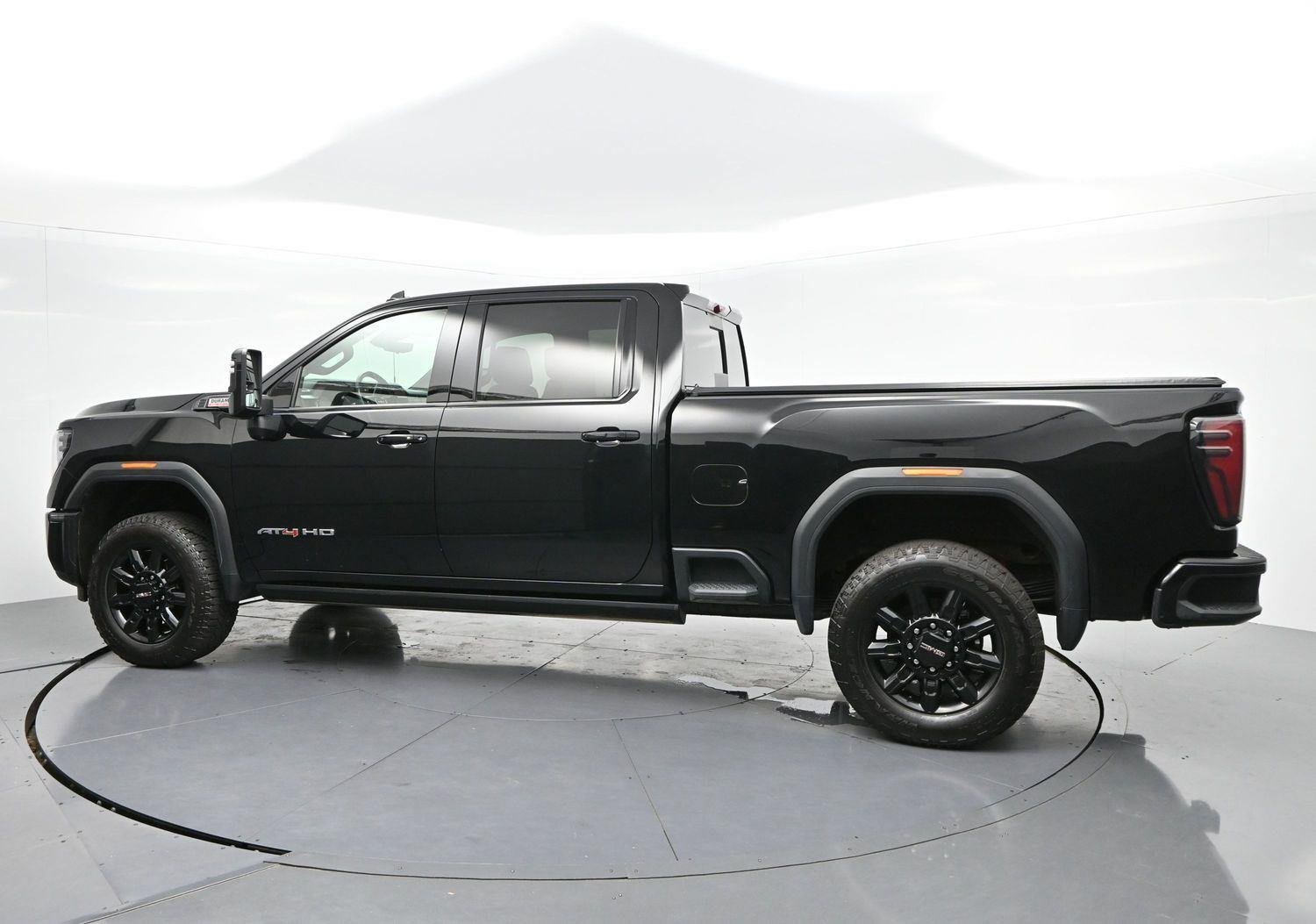 Used 2024 Onyx Black GMC AT4 image 5