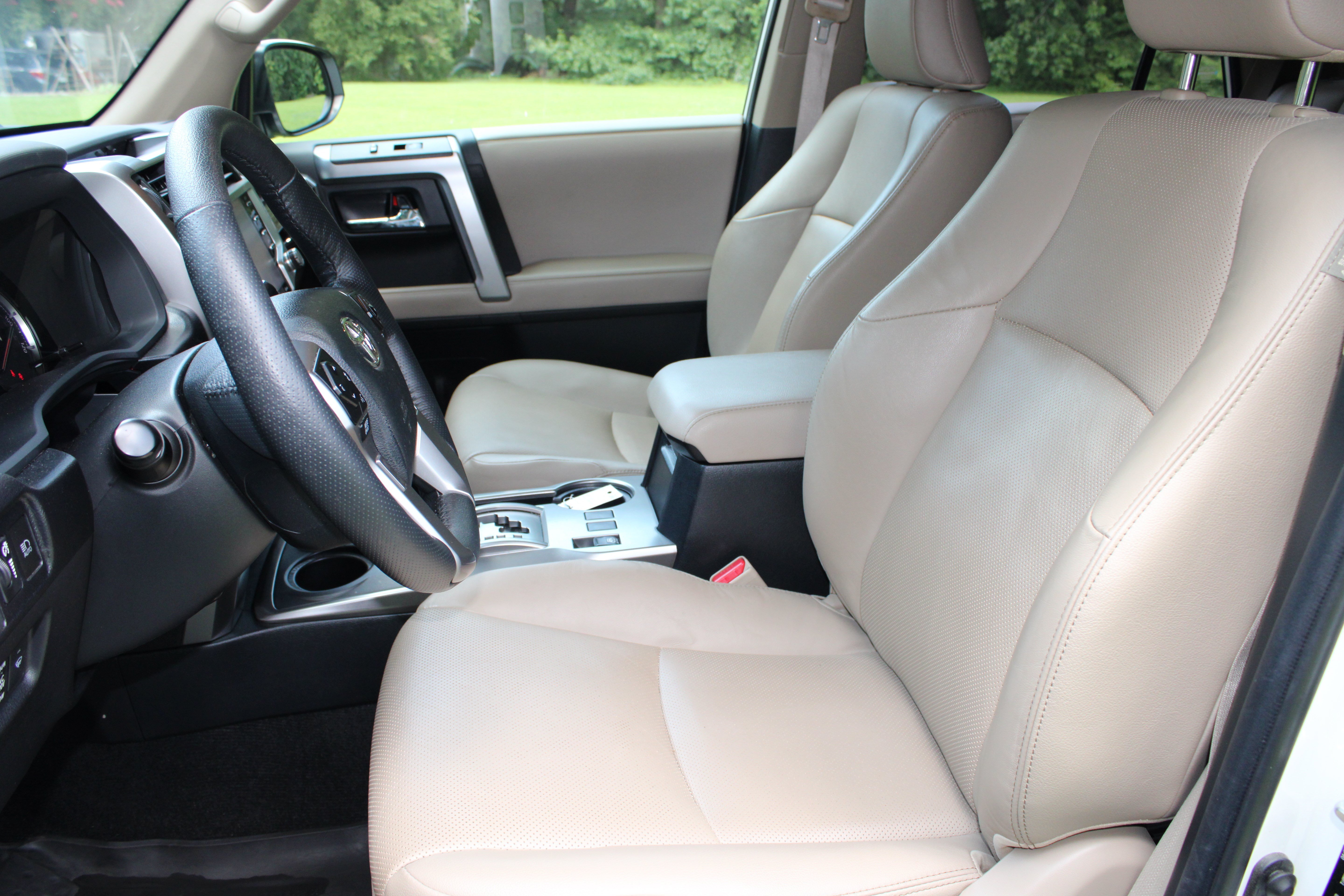 Used 2023 Blizzard Pearl Toyota Limited image 23
