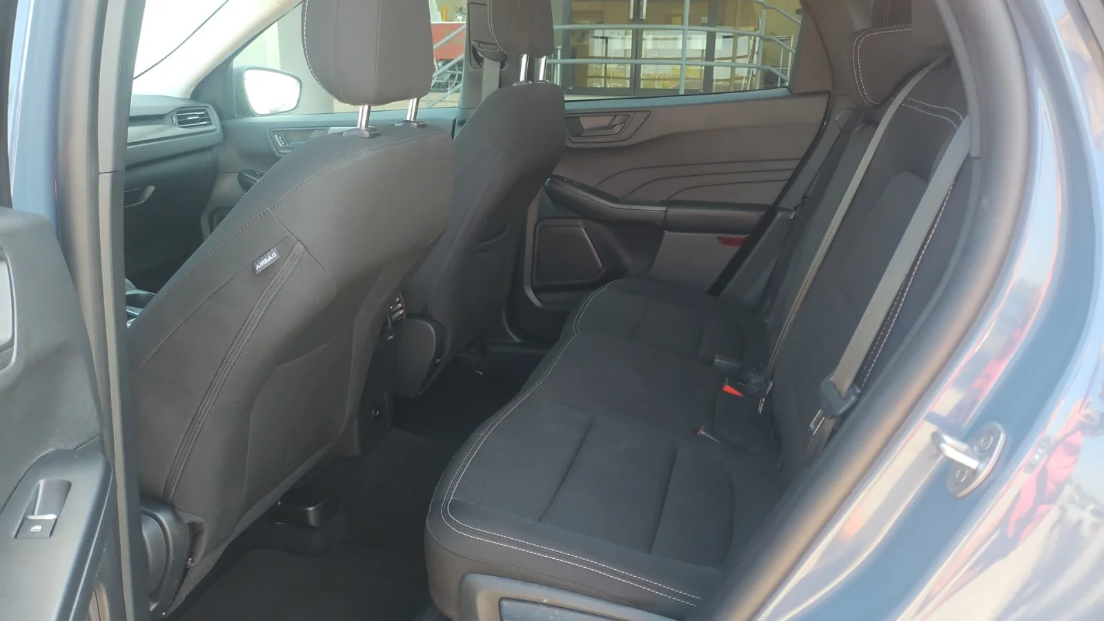Used 2025 Blue Ford Active FWD image 12