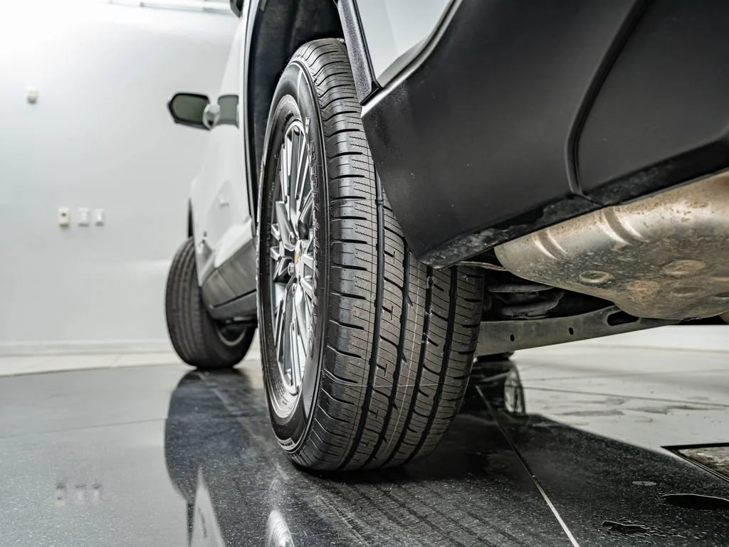 Used 2024 Summit White Chevrolet LS image 45