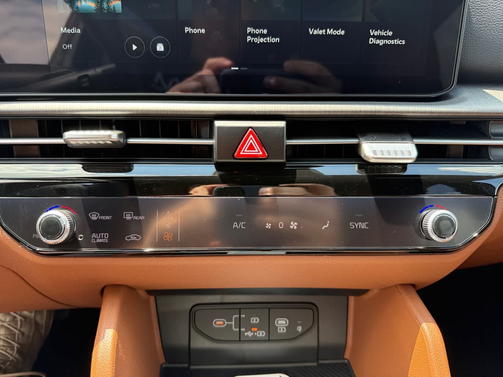 New 2026 Ebony Black Kia X-Line image 17