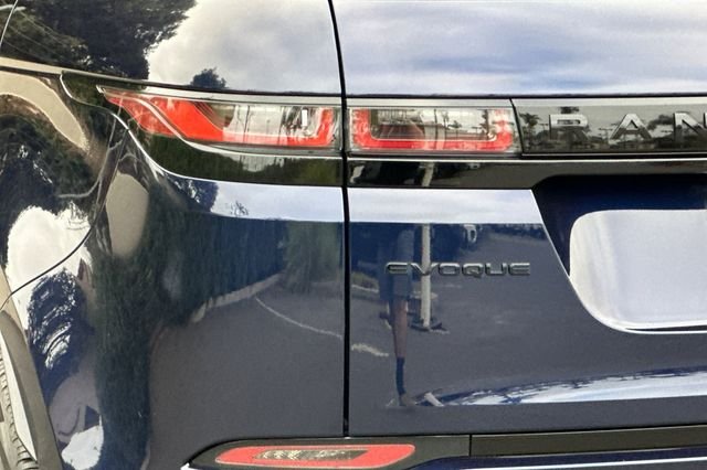 Certified Used 2023 Blue Land Rover R-Dynamic SE image 26