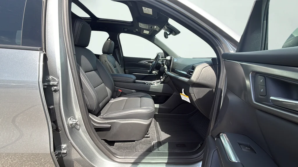 2026 Chevrolet Traverse LT - Photo 44