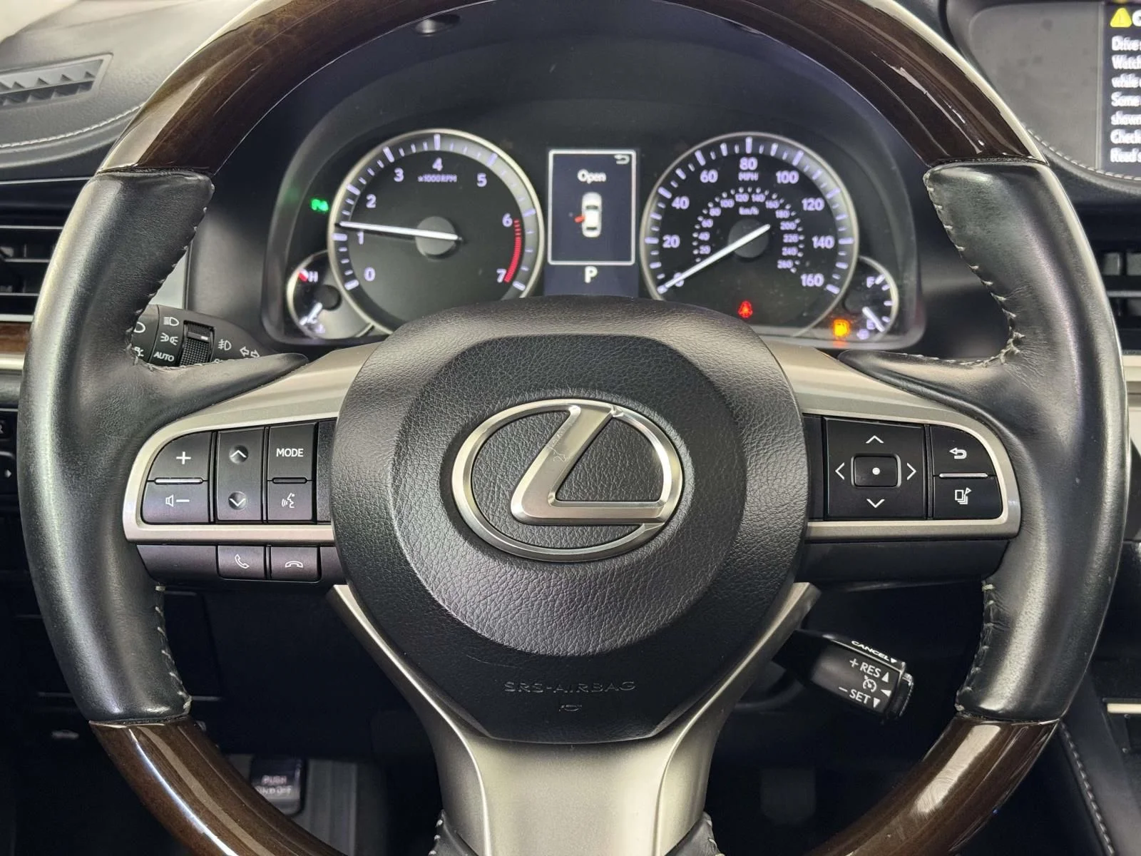 Used 2016 White Lexus 350 image 17
